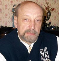 Юрий Комаров